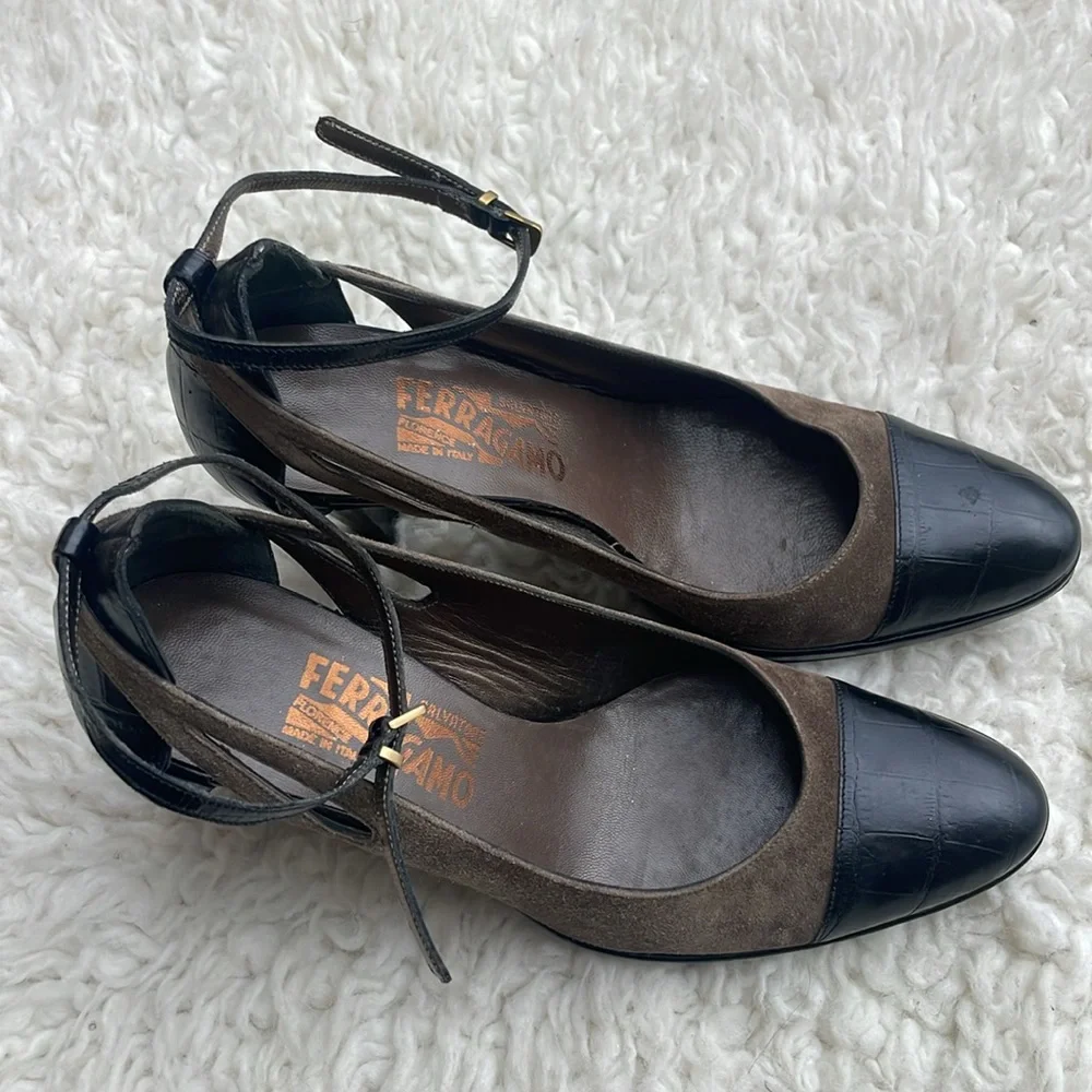 Salvatore Ferragamo Taupe/Black Suede & Embossed Leather Women's Pumps 6.5 - Picture 10 of 16